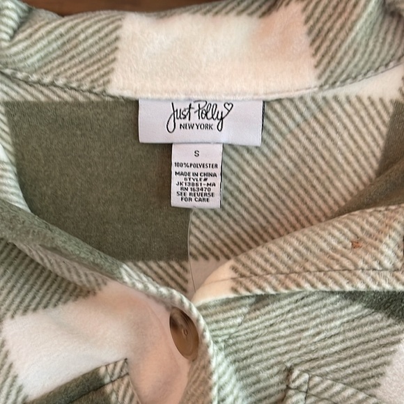 Just polly shacket - Picture 2 of 6